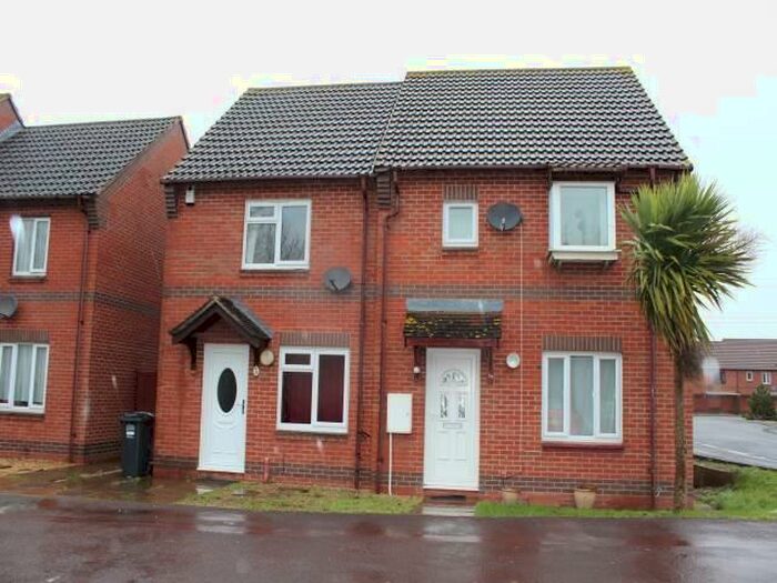 2 Bedroom House To Rent In The Barrows, Locking Castle, Weston-super-Mare, BS22