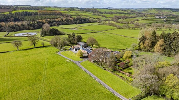 4 Bedroom Land For Sale In Shillingford, Tiverton, EX16