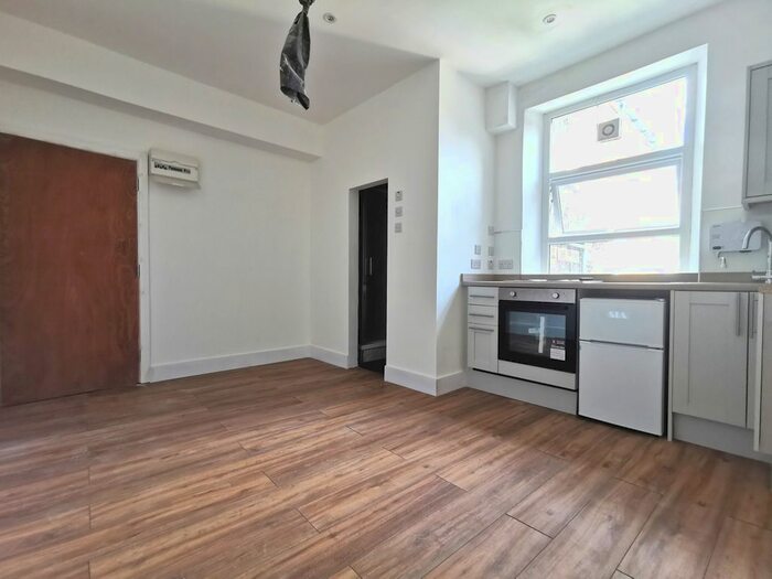 Studio To Rent In Salusbury Road, London, NW6