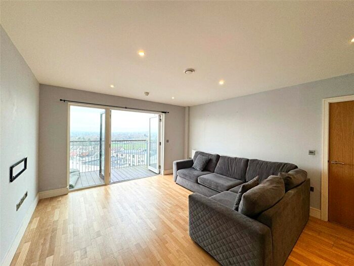 2 Bedroom Apartment To Rent In Pinner Road, Harrow, HA1