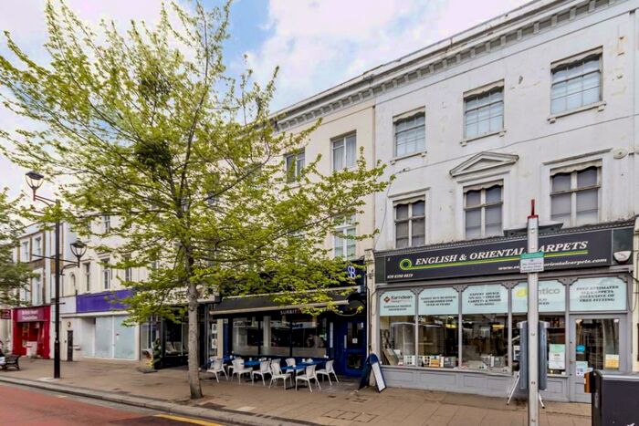 3 Bedroom Flat To Rent In Victoria Road, Surbtion, KT6