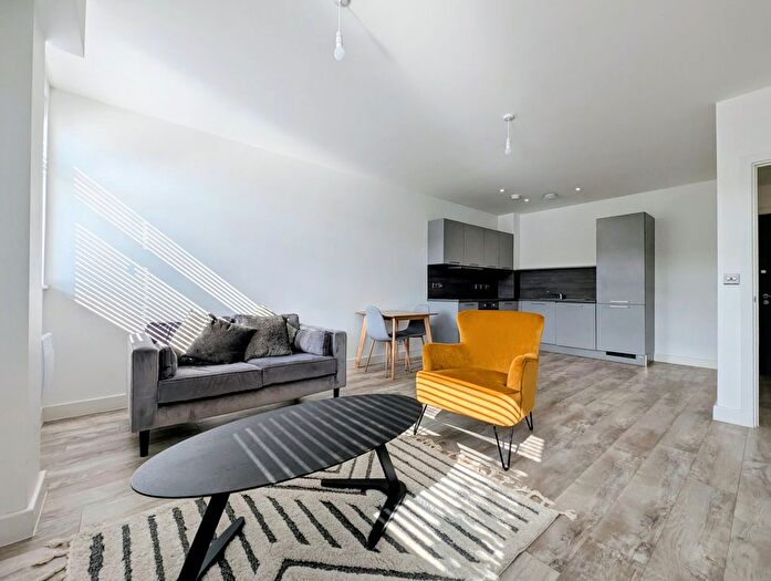 1 Bedroom Flat To Rent In Sheldon Court, Wagon Lane, B26