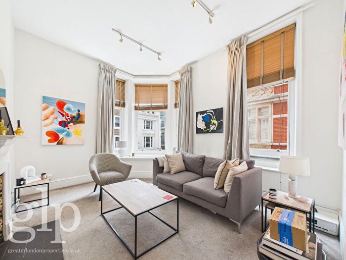 1 Bedroom Flat To Rent In Charing Cross Mansions, Charing Cross Road, London, Greater London, WC2H