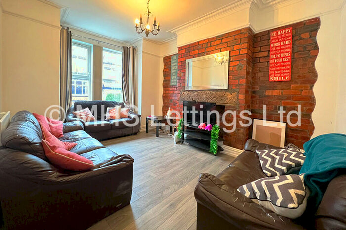 7 Bedroom Terraced House To Rent In Richmond Mount, Leeds, LS6