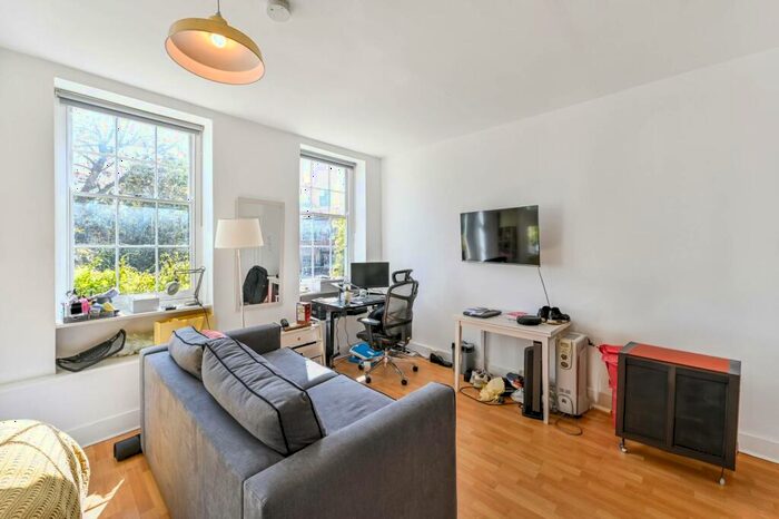 Studio To Rent In Colebrooke Row, Angel, London, N1