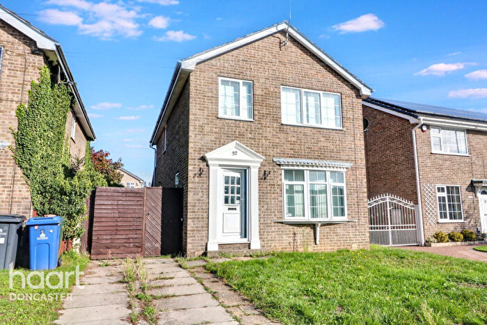 3 Bedroom Detached House For Sale In Goodison Boulevard, Cantley, Doncaster, DN4