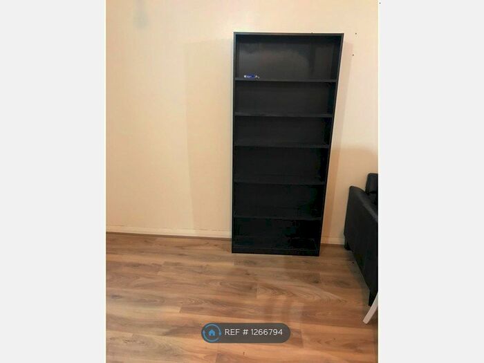 Studio To Rent In Nora Court, Chatham ME4