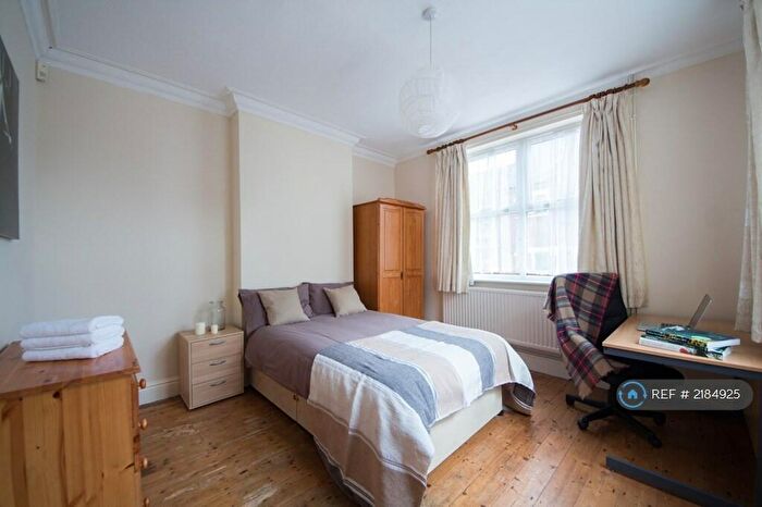 4 Bedroom End Of Terrace House To Rent In Gaul Street, Leicester, LE3