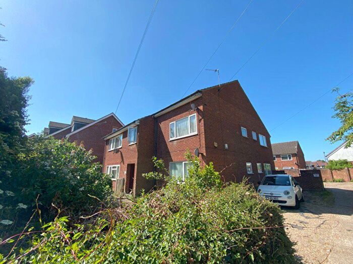 2 Bedroom Flat To Rent In Brook Path, SL1