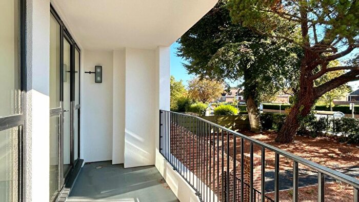 2 Bedroom Apartment To Rent In Shorncliffe Road, Folkestone, CT20