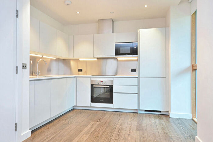 1 Bedroom Flat To Rent In Albert Road, Queen's Park, NW6
