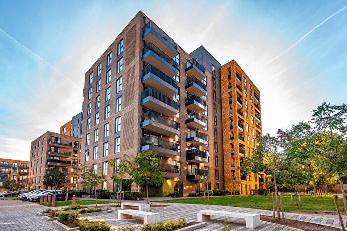 1 Bedroom Flat For Sale In Bowen Drive, Charlton, London, SE7