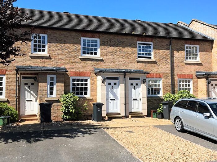 2 Bedroom Terraced House To Rent In Theaks Mews, Taunton, TA1