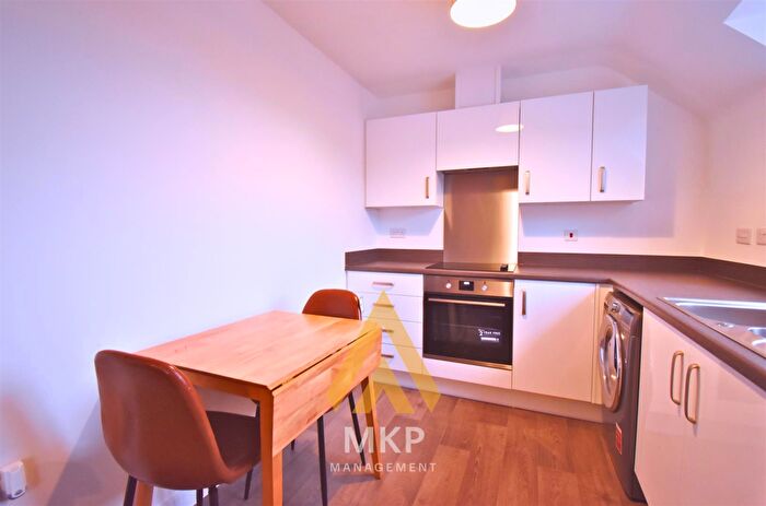 2 Bedroom Flat To Rent In Selly Oak, B29