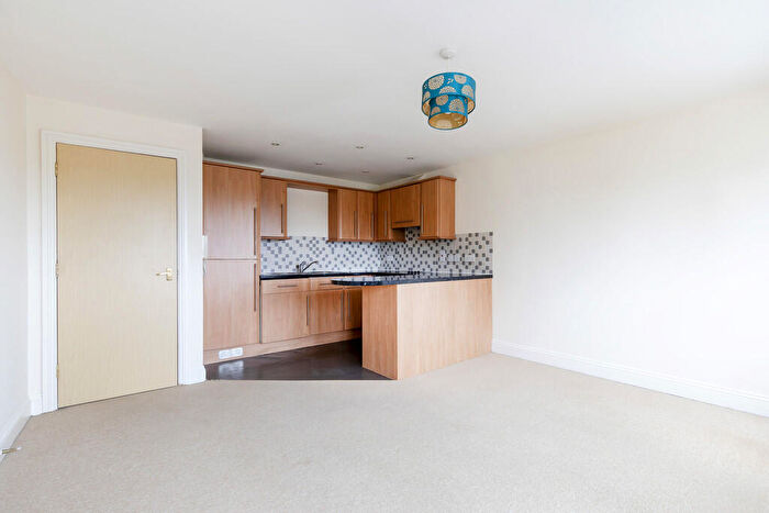 1 Bedroom Apartment To Rent In Church Street, Tewkesbury, GL20