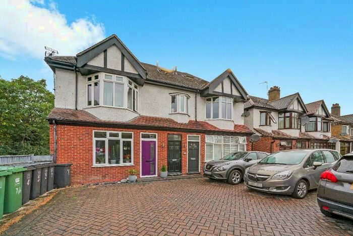 2 Bedroom Ground Maisonette To Rent In College Park Close, London, SE13