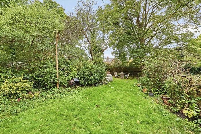 1 Bedroom Apartment For Sale In Tressillian Road, Brockley, SE4