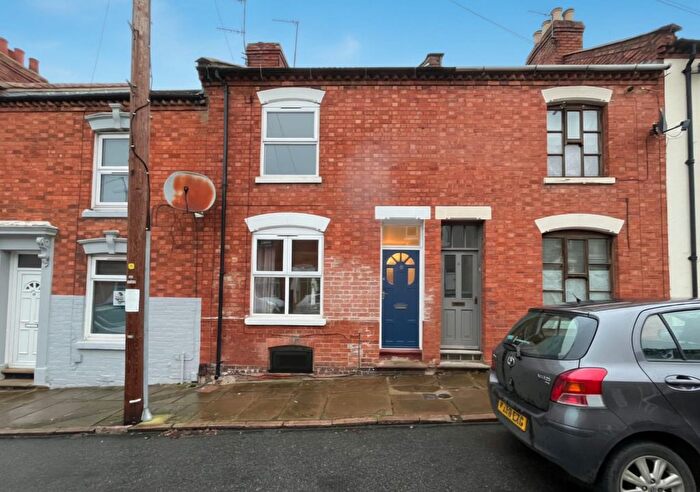2 Bedroom Terraced House To Rent In Hampton Street, Northampton, NN1