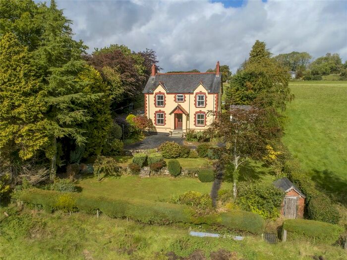 3 Bedroom Detached House For Sale In Llanbrynmair, Powys, SY19