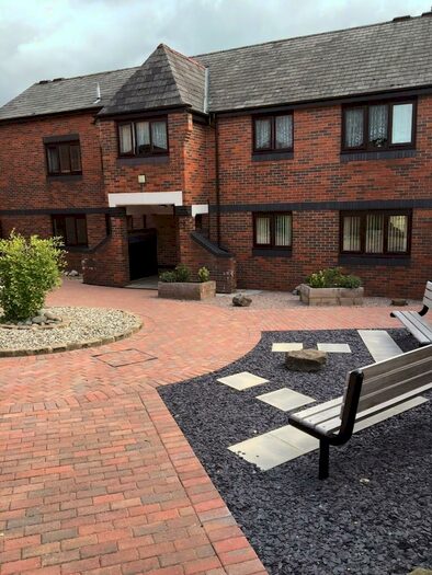 1 Bedroom Flat To Rent In Lichfield Court, Winsford, Cheshire, CW7