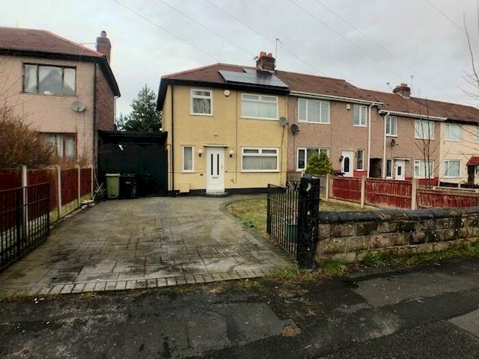 3 Bedroom Town House To Rent In Brook Road, Little Sutton, CH66