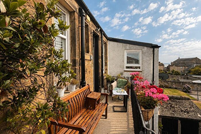 3 Bedroom Flat For Sale In Top Right David Street, Kirkcaldy, Kirkcaldy, KY1