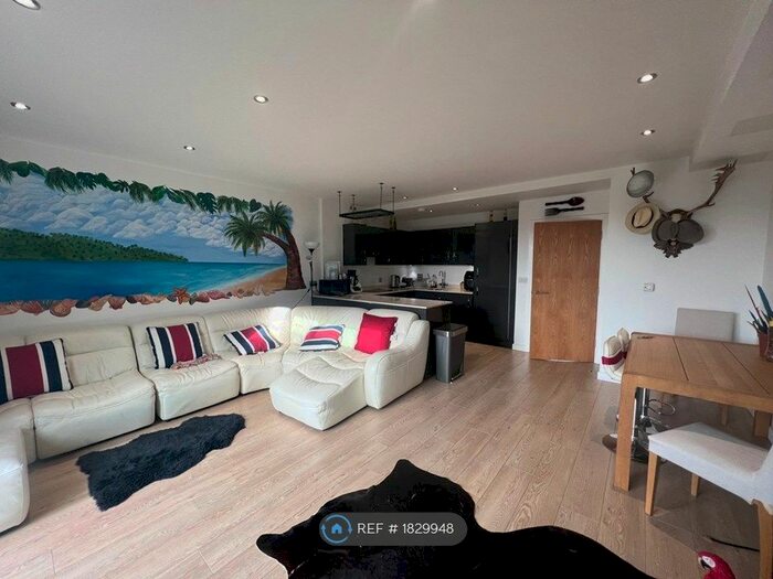 2 Bedroom Flat To Rent In Shipman Road, London, E16