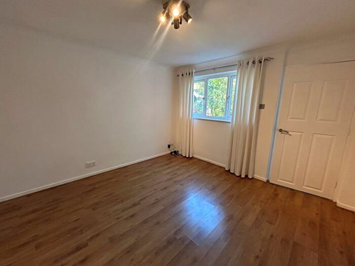 1 Bedroom Maisonette To Rent In Harms Grove, Merrow, Guildford, GU4