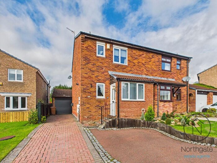 3 Bedroom Semi-Detached House For Sale In Hardwick Court, Newton Aycliffe, DL5