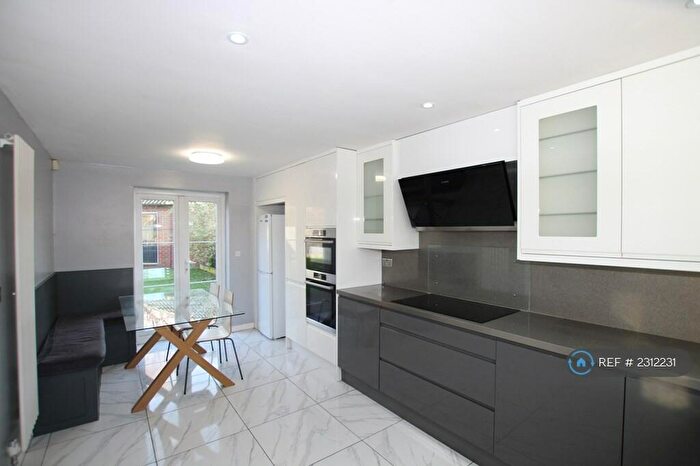 5 Bedroom End Of Terrace House To Rent In Premier Way, Kemsley, Sittingbourne, ME10