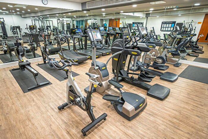 1 Bedroom Flat To Rent In Moore House, Gatliff Road, Grosvenor Waterside, SW1W