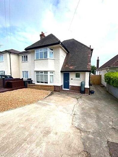 1 Bedroom Apartment To Rent In Castle Lane West, Castle Lane, Bournemouth, BH9
