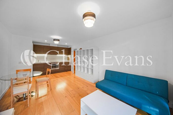 1 Bedroom Flat To Rent In O Central, Crampton Street, Elephant Amp; Castle, SE17