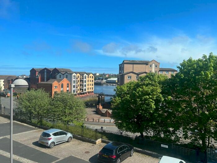 2 Bedroom Maisonette To Rent In Bedford Court, North Shields, NE30