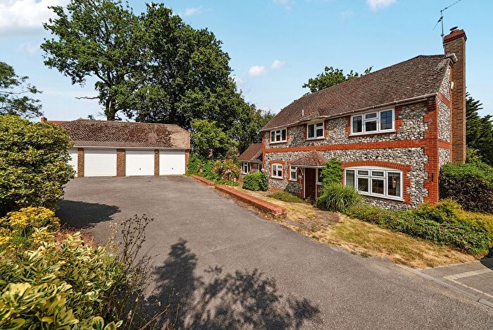 4 Bedroom Detached House For Sale In Dauntless Road, Burghfield Common, Reading, Berkshire, RG7