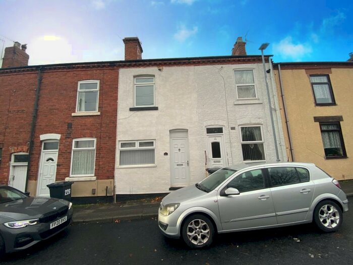 2 Bedroom Terraced House To Rent In Lynncroft, Eastwood, Nottingham, NG16