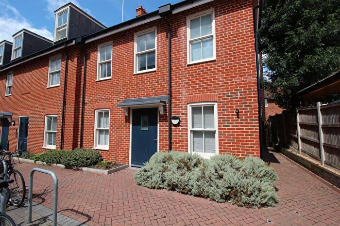 1 Bedroom Bungalow To Rent In Havelock Street, Canterbury, CT1