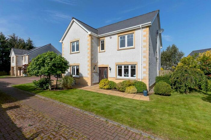 5 Bedroom Detached House For Sale In Earn Drive, Balgowan, Perth, PH1