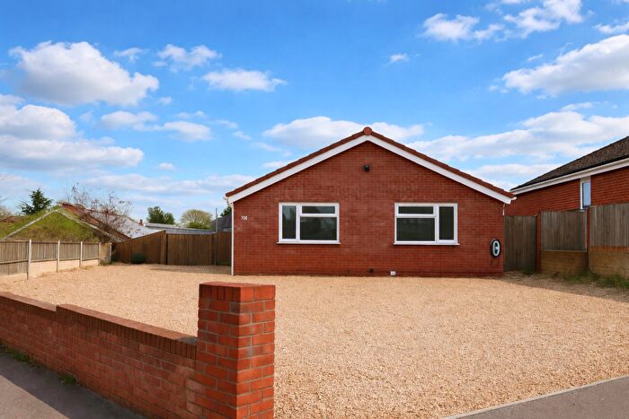 3 Bedroom Detached Bungalow For Sale In Thorpe Hamlet, Norwich, NR1