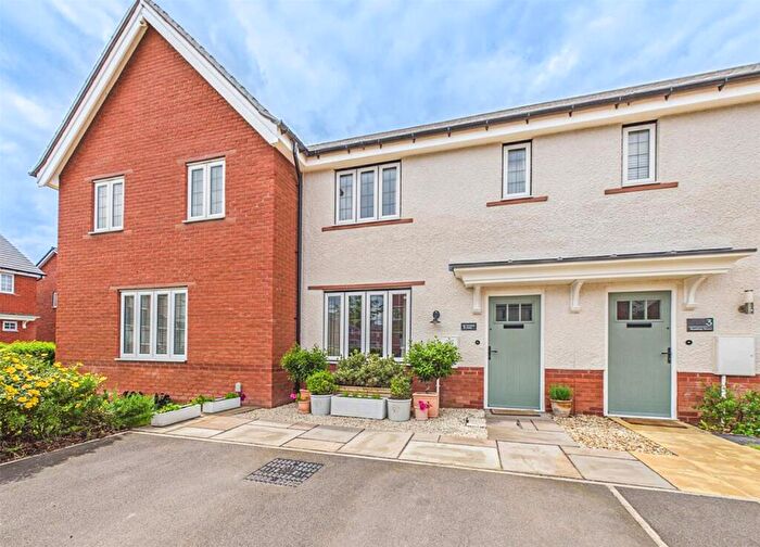 2 Bedroom Town House For Sale In Rosehip Road, Mickleover, Derby, DE3