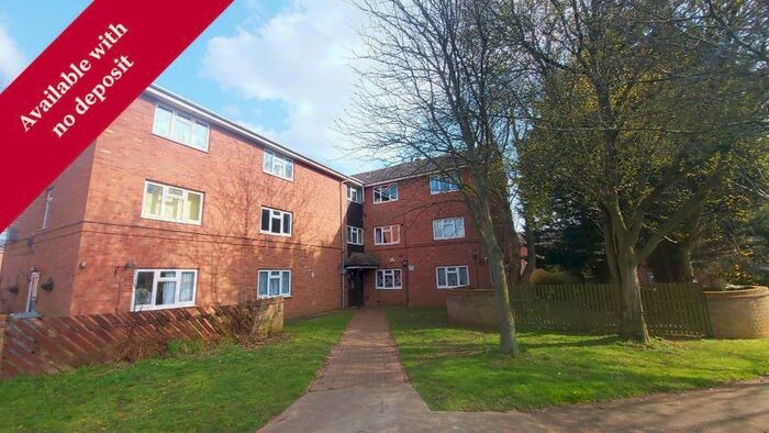 2 Bedroom Flat To Rent In Larch Close, Grantham, NG31