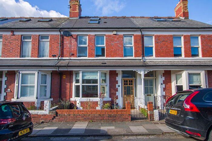 3 Bedroom Terraced House For Sale In West Terrace, Penarth, CF64