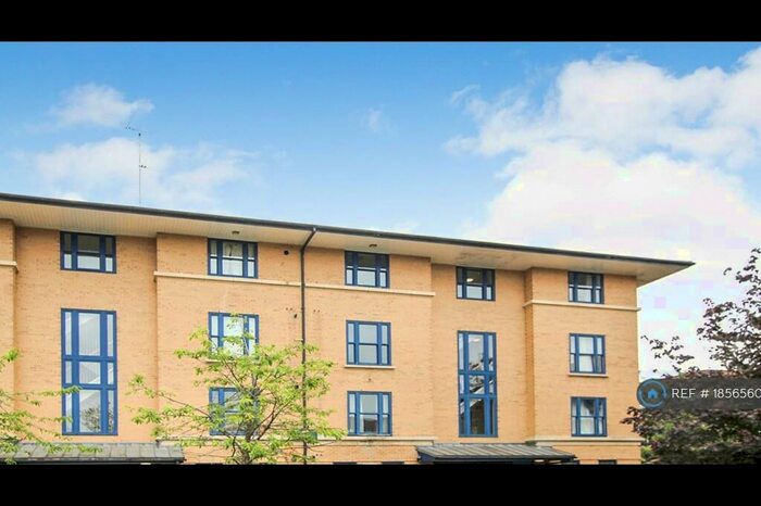 1 Bedroom Flat To Rent In North Row, Milton Keynes, MK9