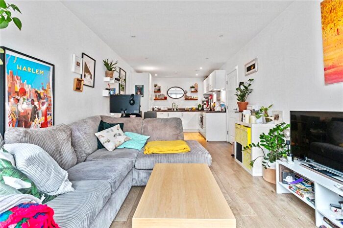 1 Bedroom Apartment To Rent In Atkins Square, Dalston Lane, London, E8
