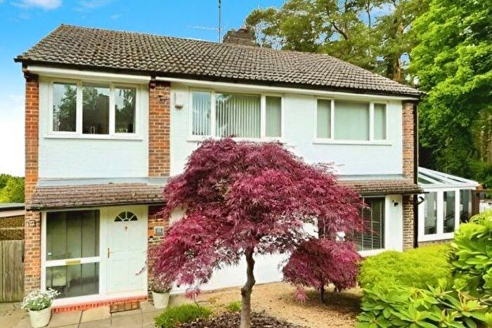 4 Bedroom Property To Rent In Diamond Ridge, Camberley, GU15