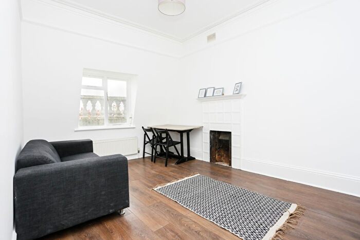 1 Bedroom Flat To Rent In Hornton St, London, W8