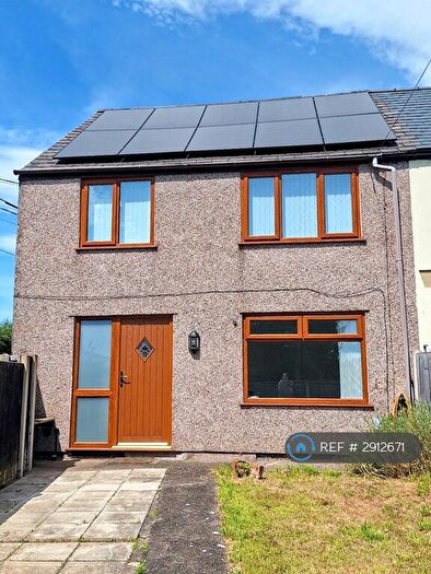 2 Bedroom Terraced House To Rent In Copperas Hill, Wrexham, LL14