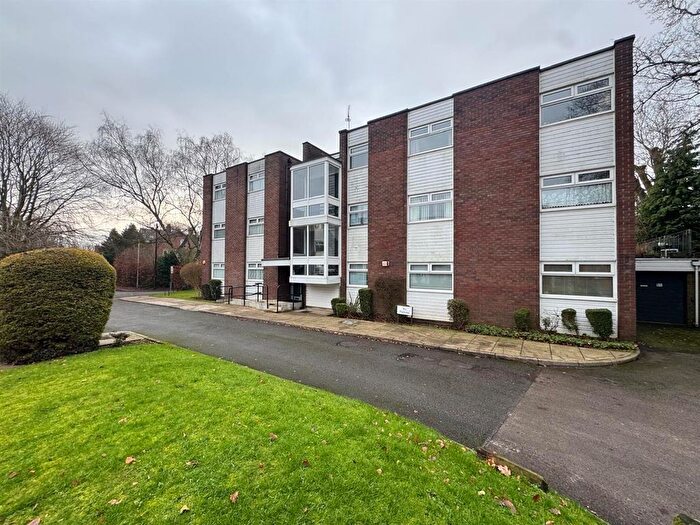 2 Bedroom Flat For Sale In Queens Road, Wilmslow, SK9