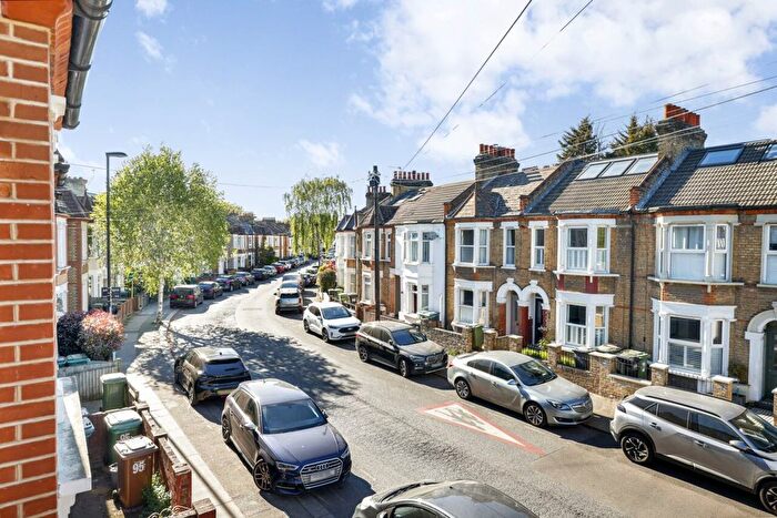 1 Bedroom Flat To Rent In Fernbrook Road, London, London, SE13