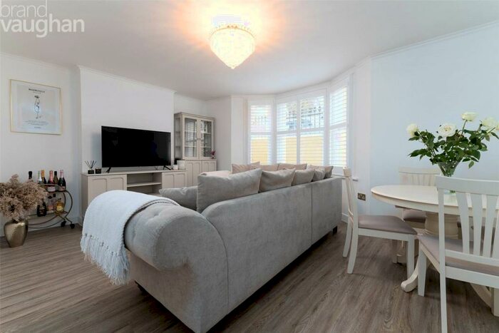 1 Bedroom Flat To Rent In Ditchling Rise, Brighton, East Sussex, BN1